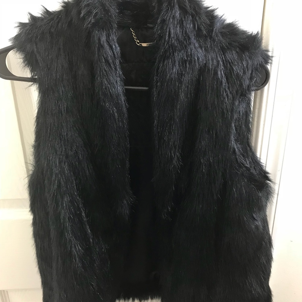 Fur vest